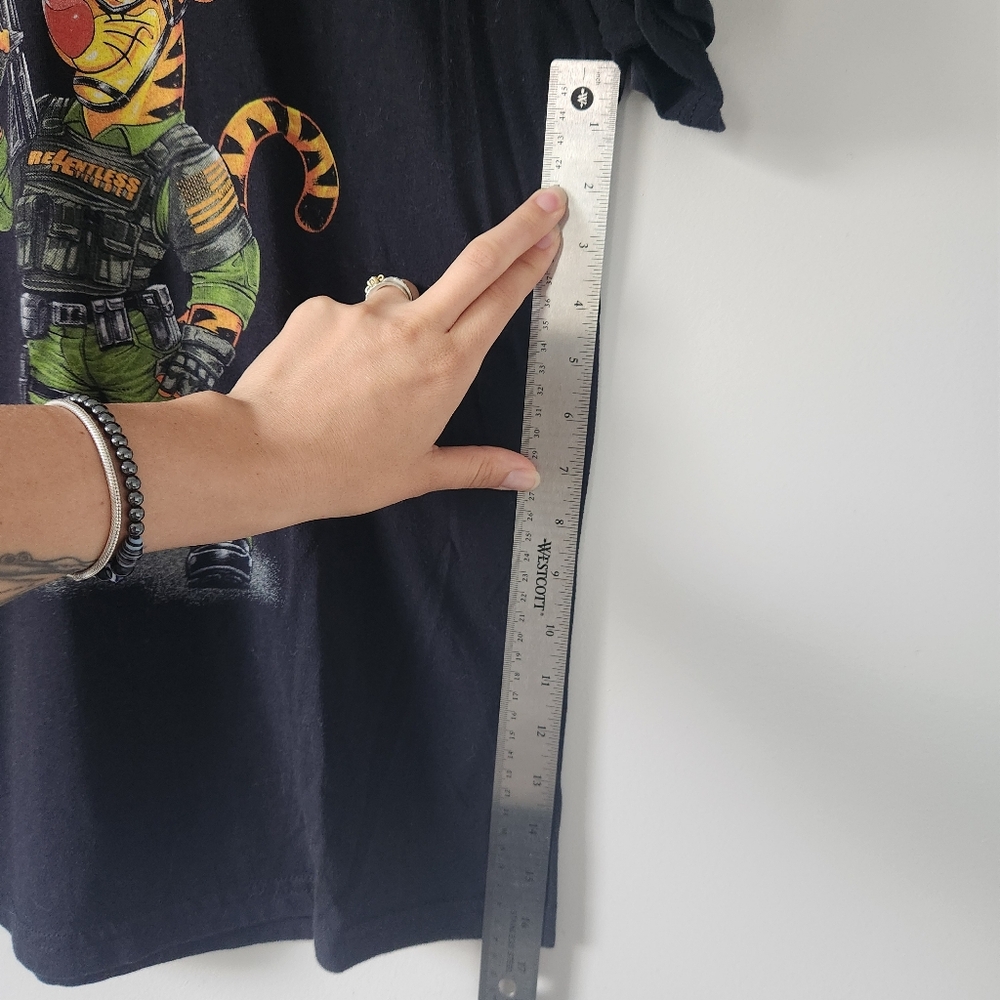 Black and Green Short Sleeve Tee Casual Style - Picture 7 of 8